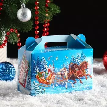 Подарочная коробка "Тройка мчится", 17,5 х 7 х 10,5 см