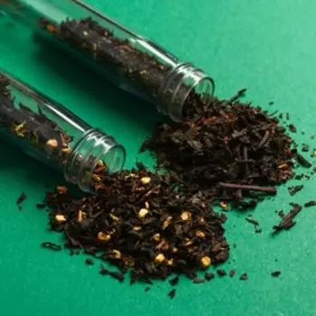 Подарочный набор «23.02», чай, вкус: мята/имбирь, 2 шт x 42 г., крем-мёд с кедровым орехом, 120 г.