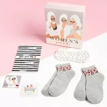 Подарочный набор KAFTAN Party, носки 2 пары, маска для сна