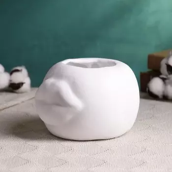 Подсвечник "Губы" белый, 16х17х10см