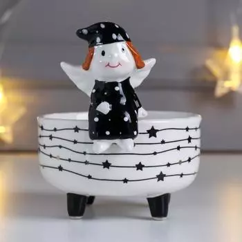 Подсвечник керамика на 1 свечу "Ангелочек в платье и колпаке" бело-чёрный 10х9х10,5 см