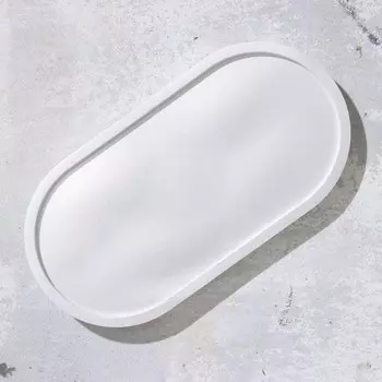 Подсвечник овальный из гипса,17,5х9х1,5см,белый перламутр