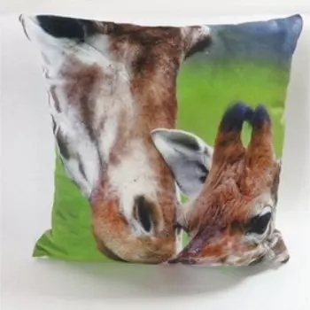 Подушка 3D Giraffe, размер 45x45 см