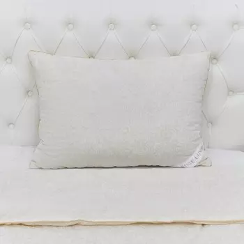 Подушка, размер 50х70 см