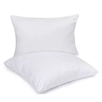 Подушка, размер 70x70 см