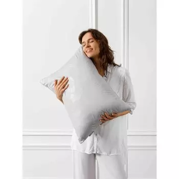 Подушка высокая Charlotte pearl, размер 68х68 см, пух