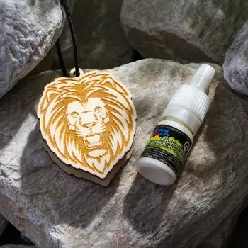 Подвеска деревянная Лев + аромамасло Виноград 5 мл, Зип-лок