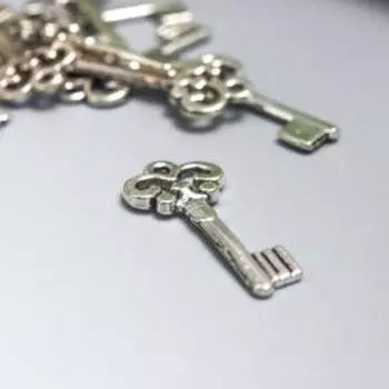 Подвеска "Ключик", цвет серебро 2х1 см