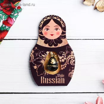 Подвеска-матрёшка на открытке Russian style