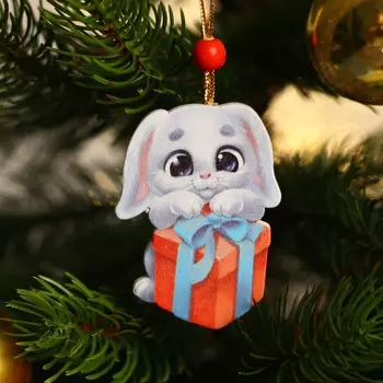 Подвеска новогодняя деревянная «Зайчик с подарком»