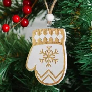 Елочная игрушка «Новогодняя варежка»