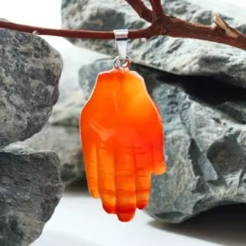 Подвеска Рука Хамса (защита от невезения и сглаза) "Сердолик"