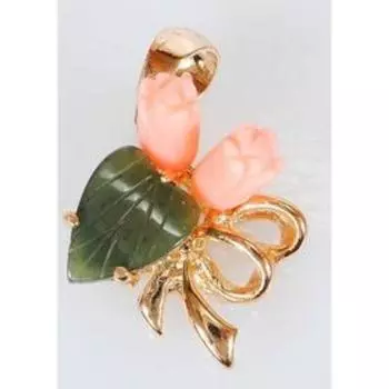 Подвеска с кораллом и нефритом "Розы" дуэт с листьями, бант, позолота с родированием