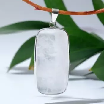 Подвеска в металлическом обрамлении "Горный хрусталь" прямоугольник