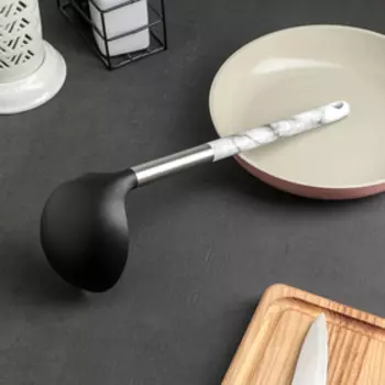 Половник Доляна «Белый мрамор», 29 см, цвет белый