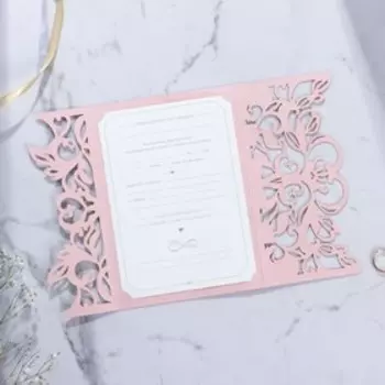 Приглашение на свадьбу резное «Кружева», цвет розовый