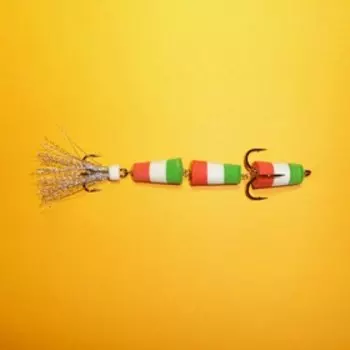 Приманка джиг. ФЛАЖОК 130 зел./бел./крас.