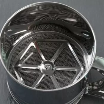 Кружка - сито для просеивания муки Доляна, 2 уровня, нержавеющая сталь, серебристая