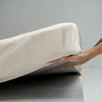 Простыня на резинке «Эра», размер 200х180х25 см, цвет айвори