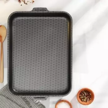 Противень «Хозяюшка», 2735 см, h= 6 см, металлическая крышка, антипригарное покрытие, цвет бордовый