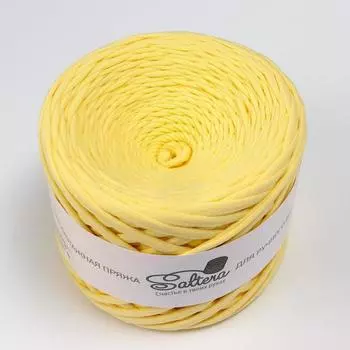 Пряжа трикотажная широкая "Saltera" 100м/300гр, ширина 7-9 мм (27 св.желтый)