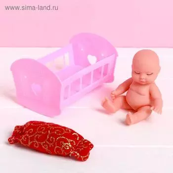 Пупс «Малыш» в кроватке с аксессуаром