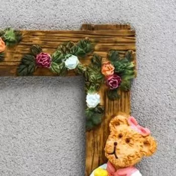 Рамка для выключателя полистоун "Мишка в саду" вн.р-р 8,6х8,6 см 15,5х15х1,7 см