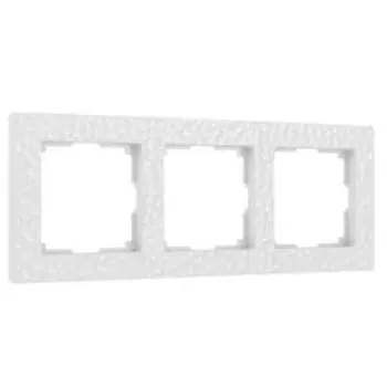 Рамка на 3 поста W0032401, белая