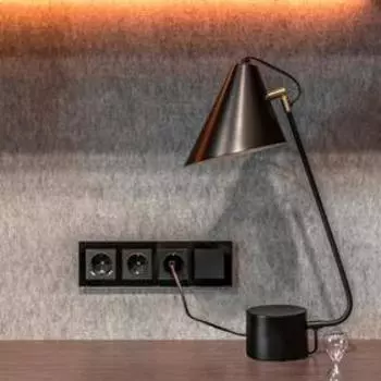 Рамка на 4 поста WL01-Frame-04, цвет черный, материал стекло