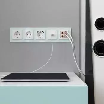 Рамка на 5 постов WL01-Frame-05, материал натуральное стекло