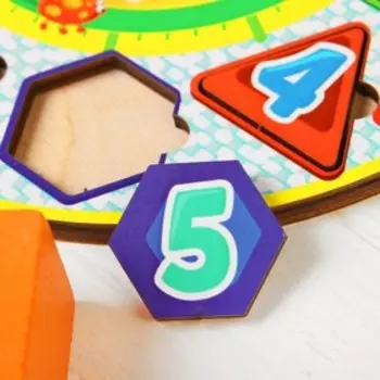 Рамка-вкладыш «Часики с мишкой»