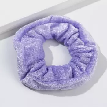 Резинка для волос бархатная скранч «Little queen»