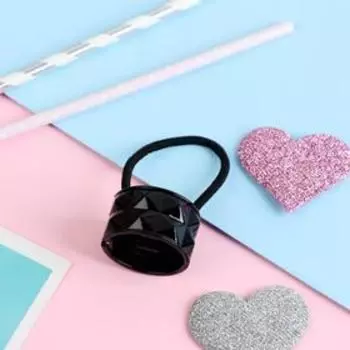 резинка для волос "Модная штучка" черная ромбы