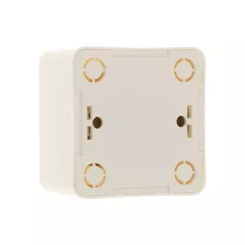 Розетка одноместная Luazon Lighting "Лига", 16 А, накладная, с з/к, белая