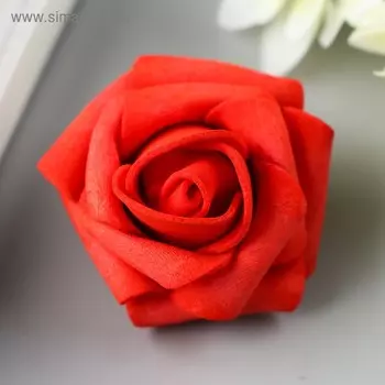Розочка из фоамирана, красная d-4 см