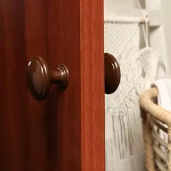 Ручка дверная пластмассовая, d=65, цвет шоколад