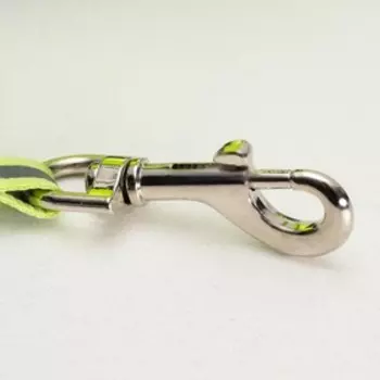 Рулетка «Пижон» светоотражающая, 5 м, до 25 кг, трос, прорезиненная ручка, зелёная