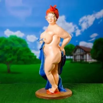 Садовая фигура из полистоуна «Банщица», 984040 см