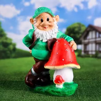Садовая фигура из полистоуна «Гном с грибом», 402250 см