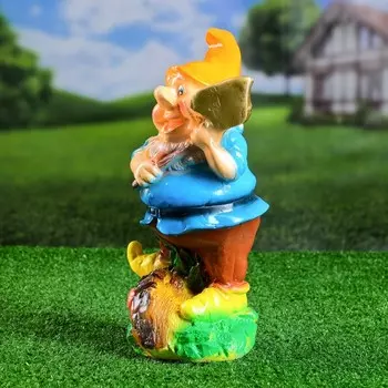 Садовая фигура "Гном с топором" 14х19х34см МИКС