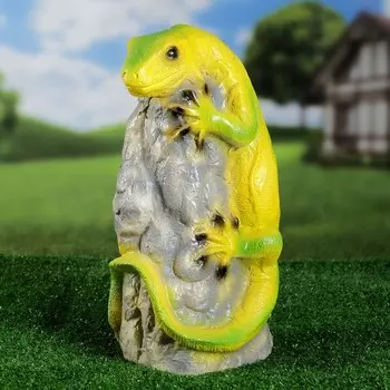 Садовая фигура "Игуана на камне" 38см