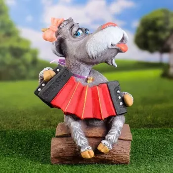 Садовая фигура "Коза с баяном" 25х30х40см