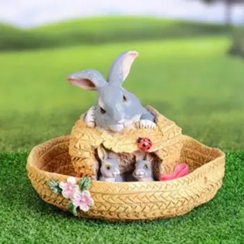 Садовая фигура "Шляпа с зайцами" 21см