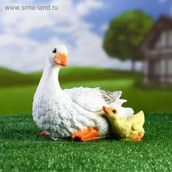 Садовая фигура из полистоуна «Утка с утёнком», 201523 см