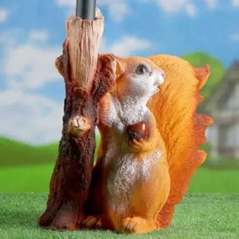 Садовая фигура - фонарь из полистоуна «Белка с веткой», 33 см