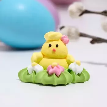 Сахарная фигурка «Цыпленок на травке», пасха