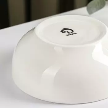 Салатник керамический Доляна «Лимон», 600 мл, d=15,5 см, цвет белый