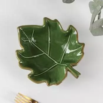 Салатник Доляна «Лист», 300 мл, 17,515,5 см, цвет зелёный