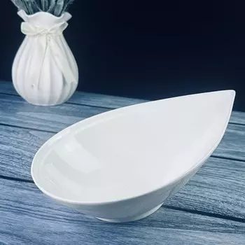 Салатник овальный Lenardi Bianco, длина 28 см