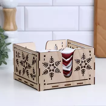 Салфетница деревянная "Снежинка", 13 х 13 х 10 см